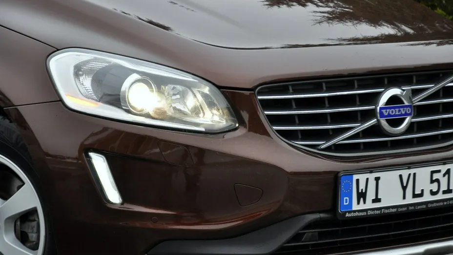 VOLVO XC60 -