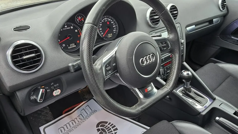 AUDI A3 -