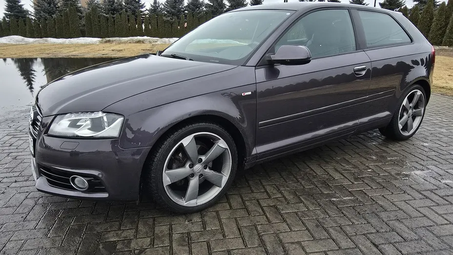 AUDI A3 -