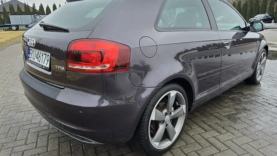 AUDI A3 -