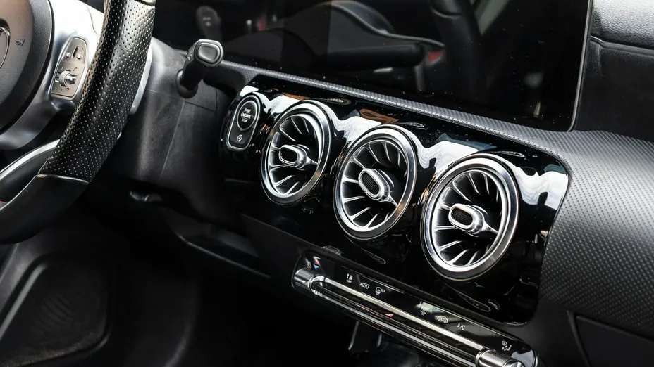 MERCEDES-BENZ A Klasa -