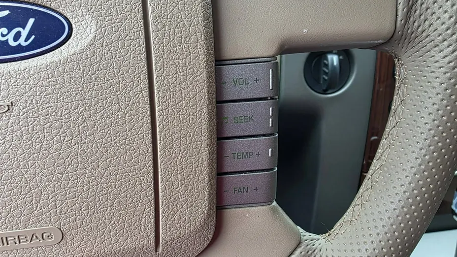 FORD F 150 -