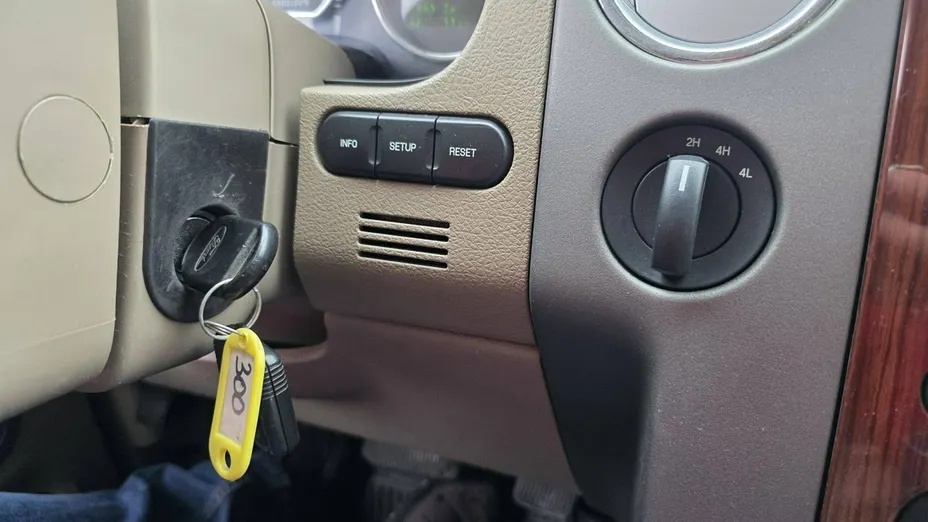FORD F 150 -