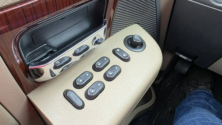 FORD F 150 -