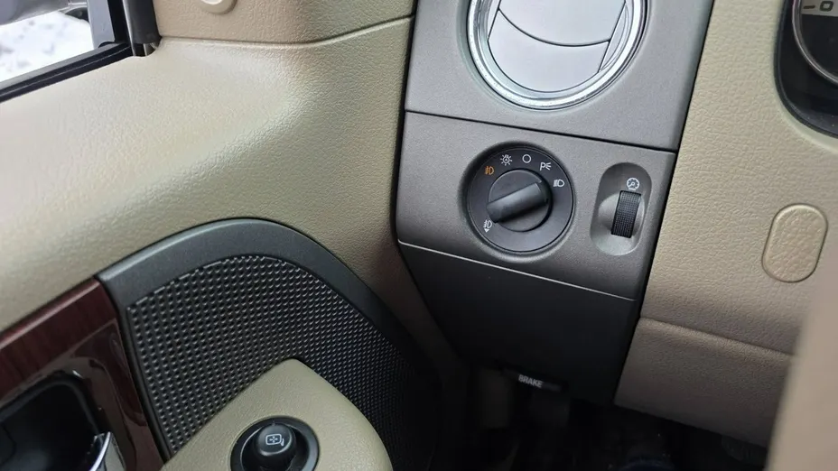 FORD F 150 -