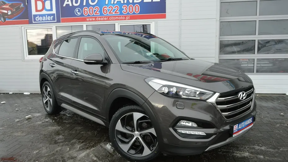 HYUNDAI Tucson -