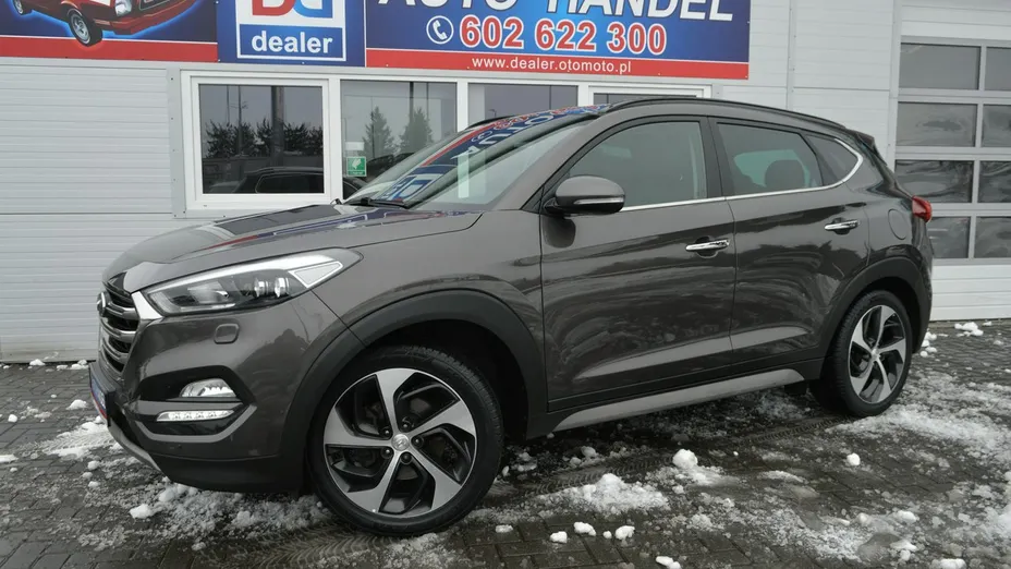 HYUNDAI Tucson -