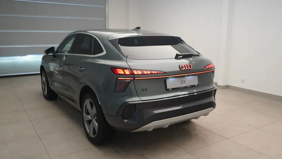 AUDI Q3 Sportback -