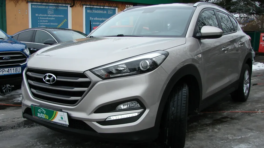 HYUNDAI Tucson -