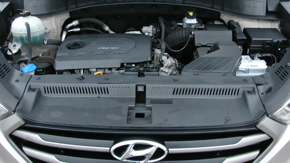HYUNDAI Tucson -