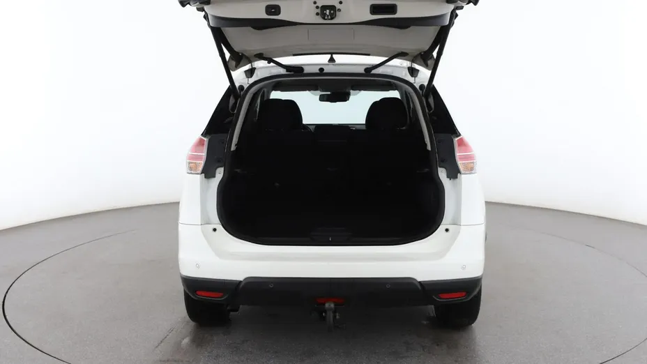 NISSAN X-Trail -