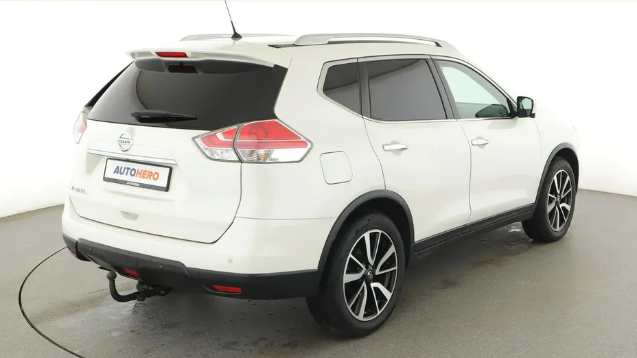 NISSAN X-Trail -