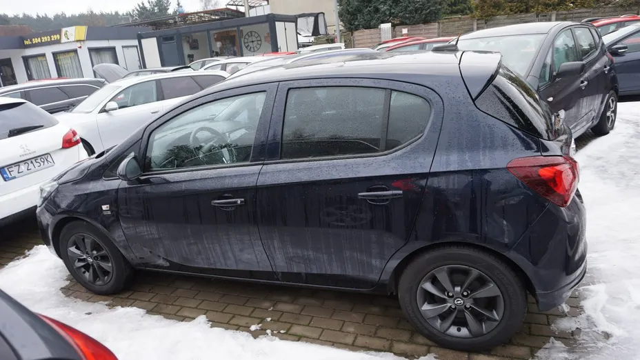 OPEL Corsa -