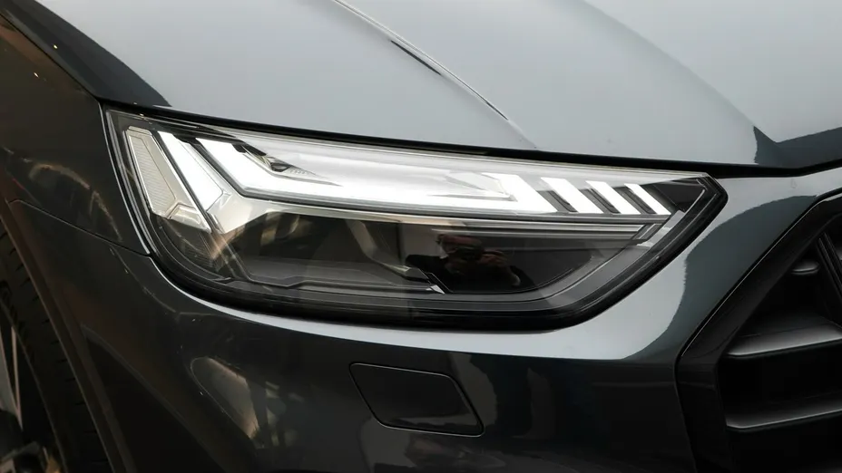 AUDI Q5 -