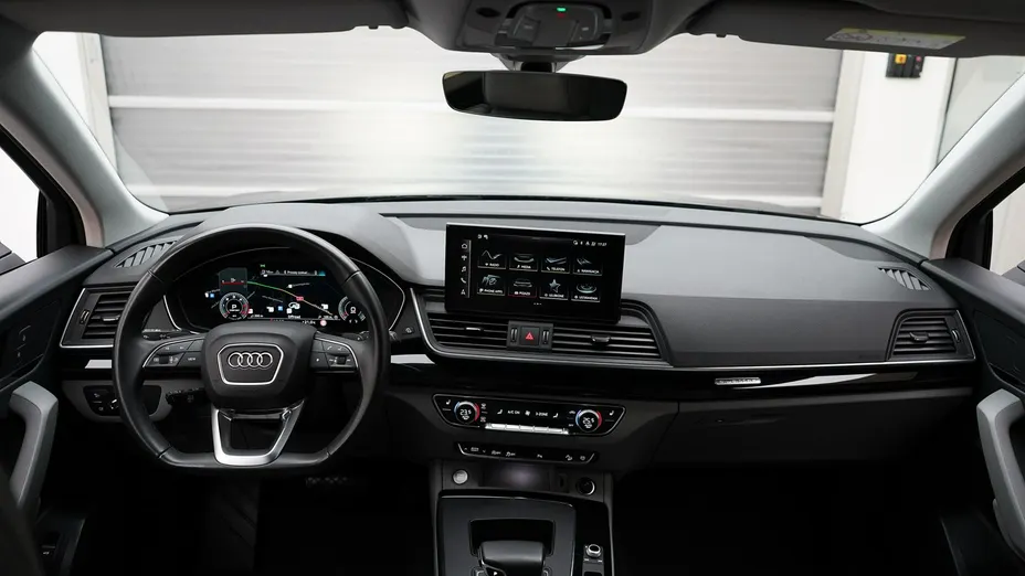 AUDI Q5 -