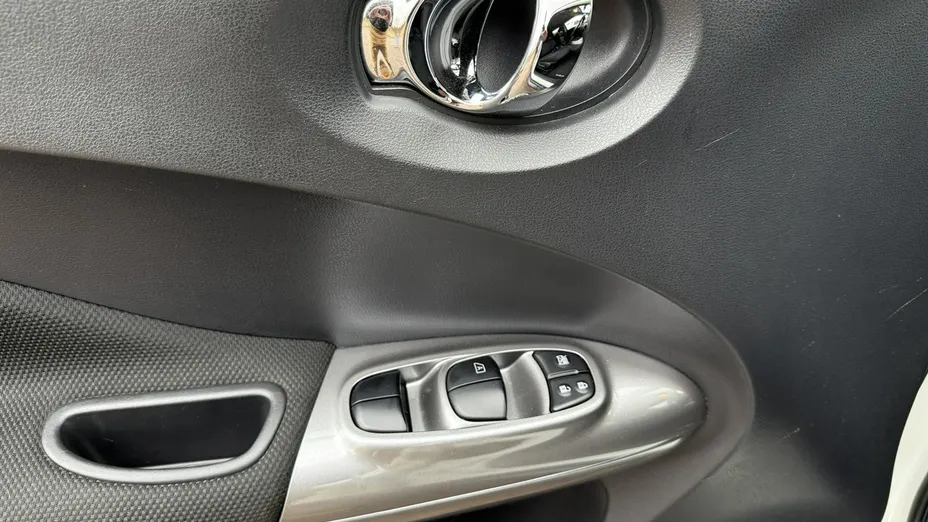 NISSAN Juke -