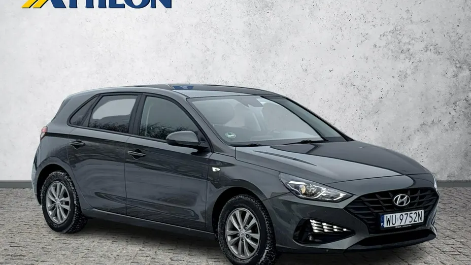 HYUNDAI i30 -