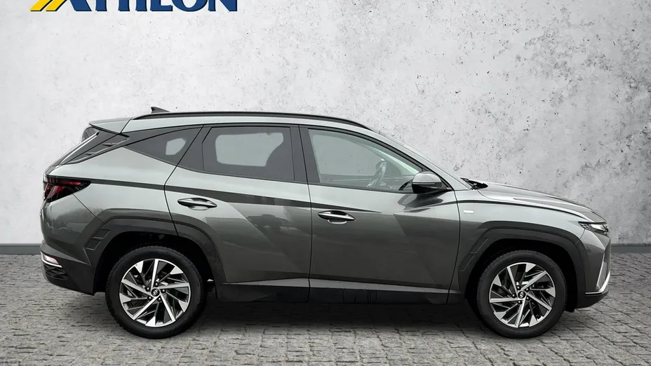 HYUNDAI Tucson -