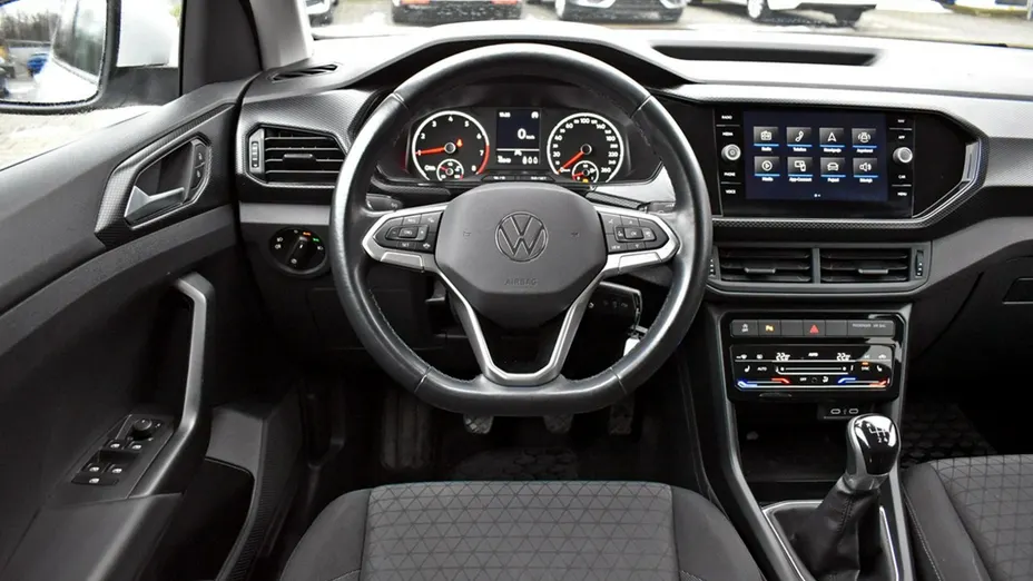 VOLKSWAGEN T-Cross -