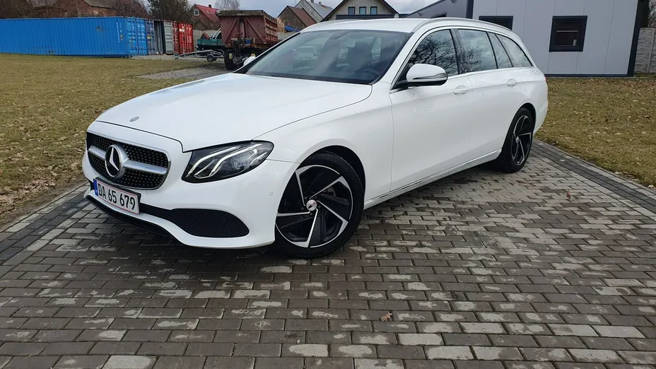 MERCEDES-BENZ E Klasa -