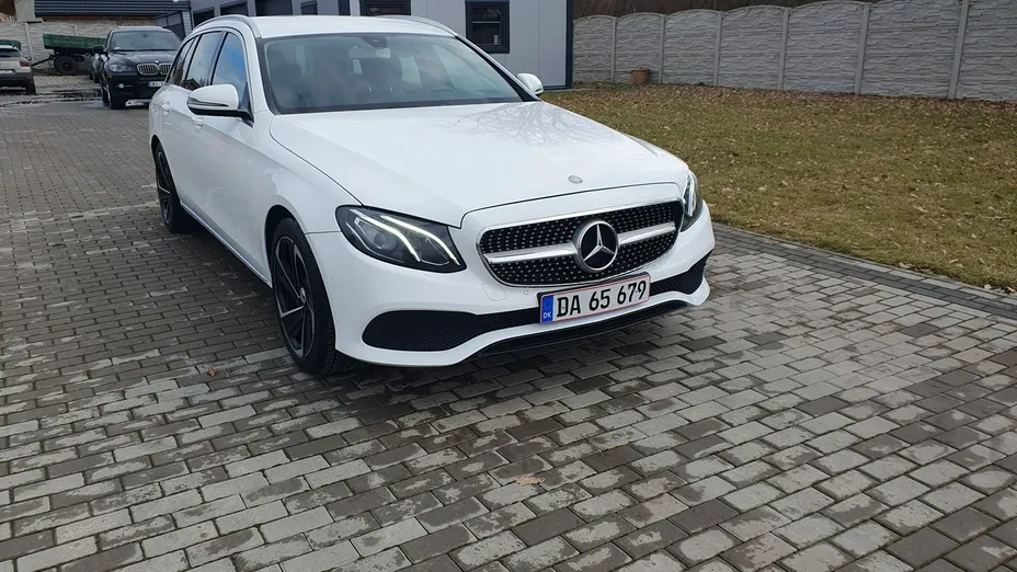 MERCEDES-BENZ E Klasa -