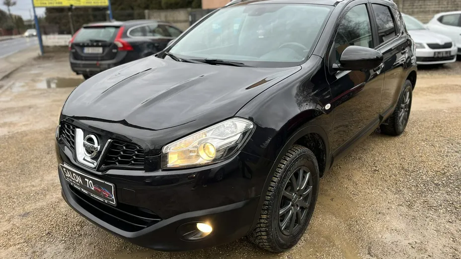 NISSAN Qashqai -