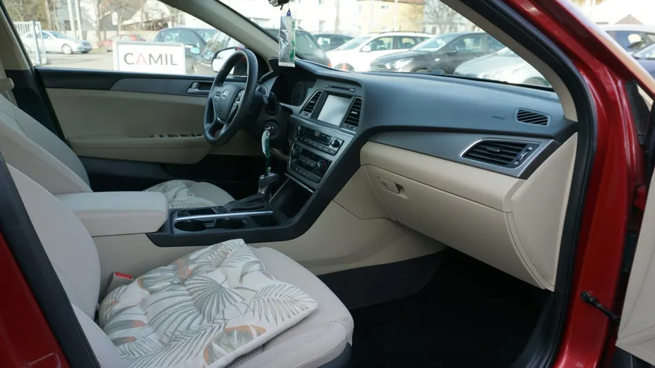 HYUNDAI Sonata -