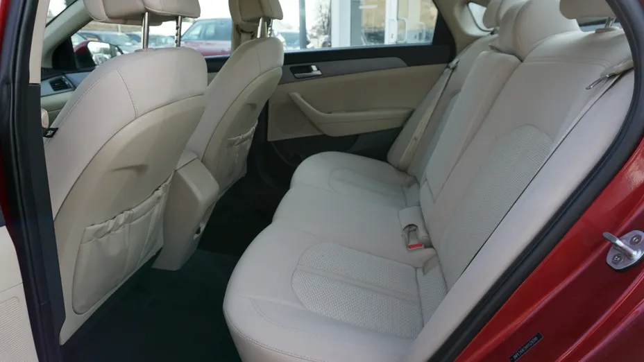 HYUNDAI Sonata -