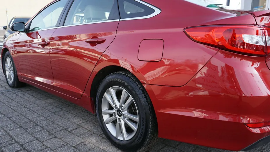 HYUNDAI Sonata -
