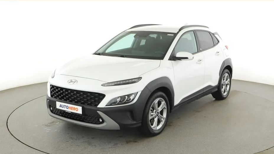 HYUNDAI Kona -