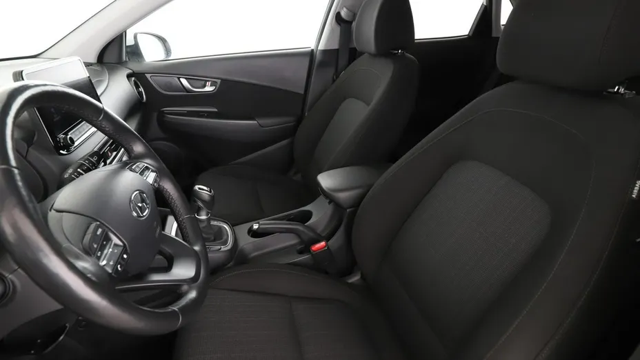 HYUNDAI Kona -