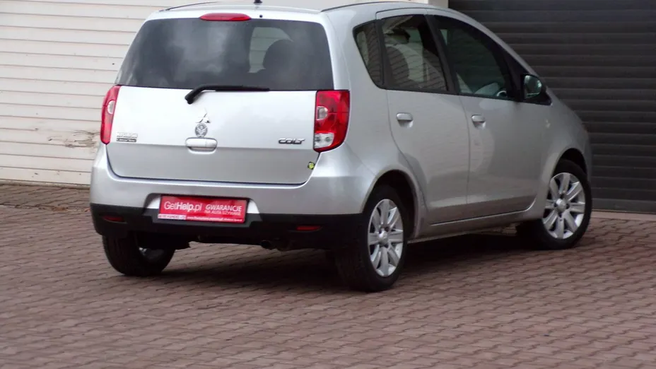 MITSUBISHI Colt -