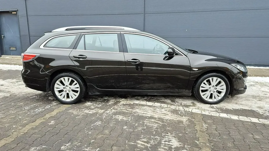 MAZDA 6 -