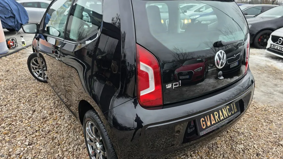 VOLKSWAGEN up! -