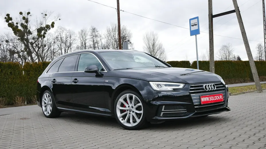 AUDI A4 -