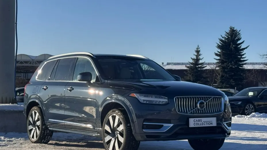 VOLVO XC90 -