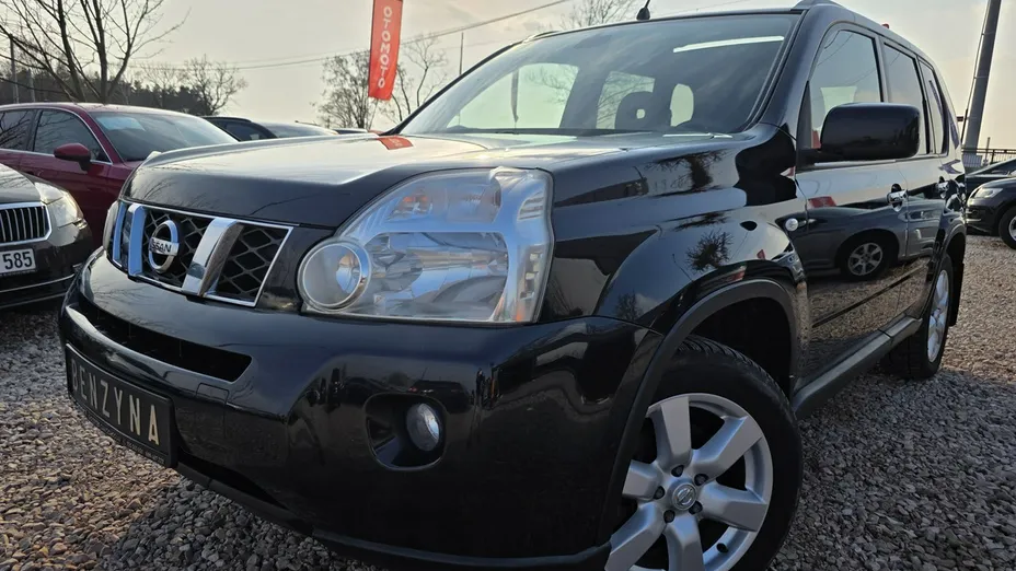NISSAN X-Trail -