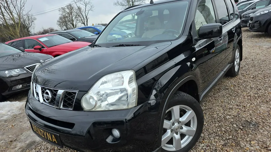 NISSAN X-Trail -