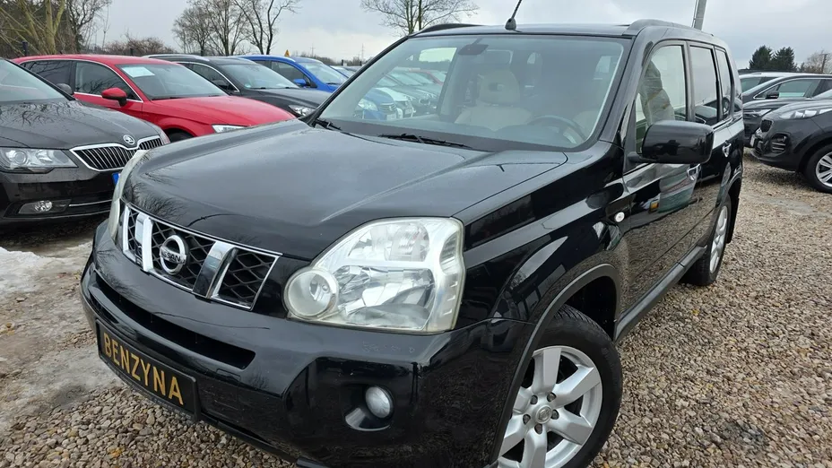 NISSAN X-Trail -