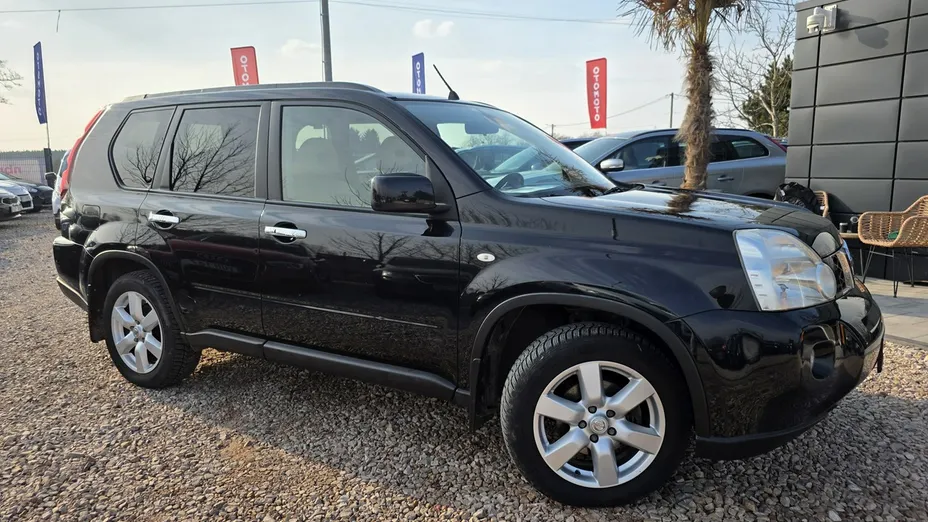 NISSAN X-Trail -