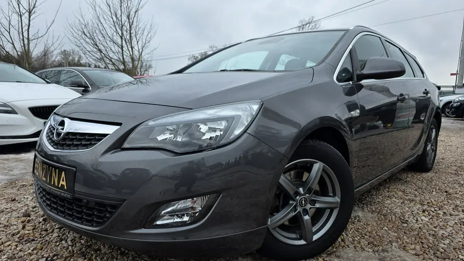 OPEL Astra -