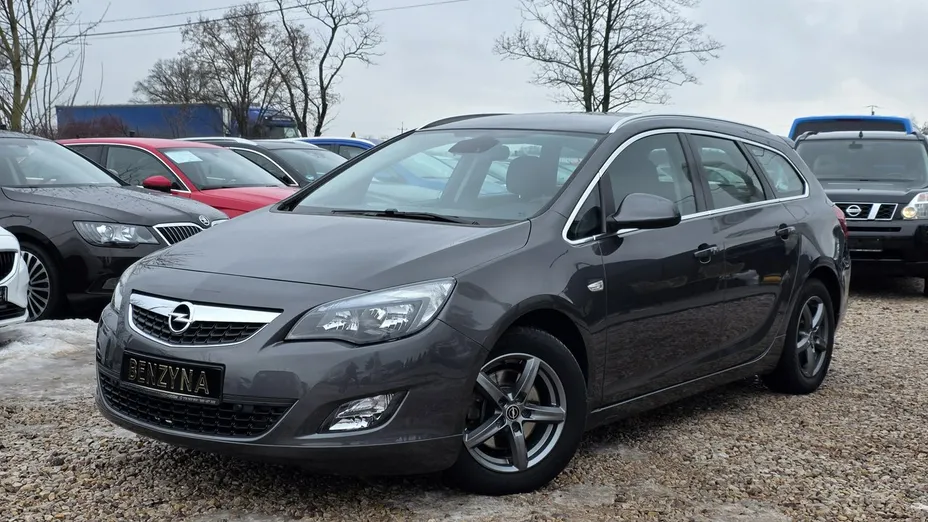 OPEL Astra -