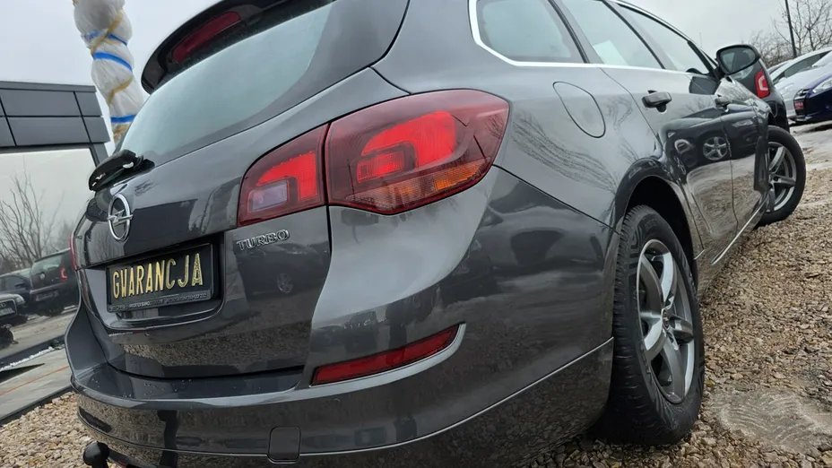 OPEL Astra -