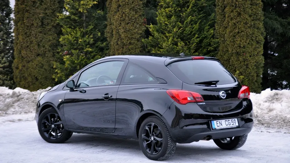 OPEL Corsa -