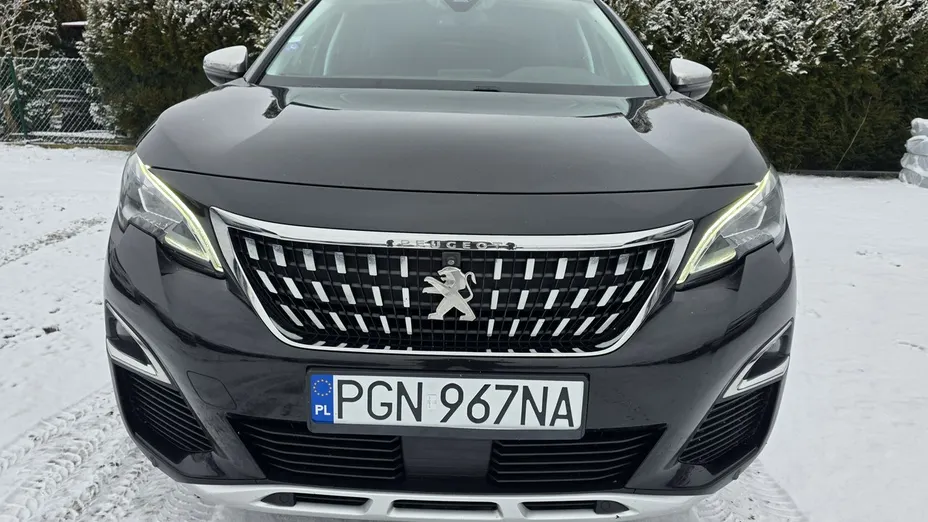 PEUGEOT 3008 -