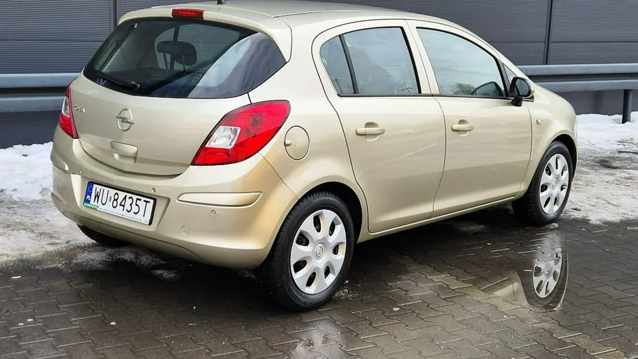 OPEL Corsa -