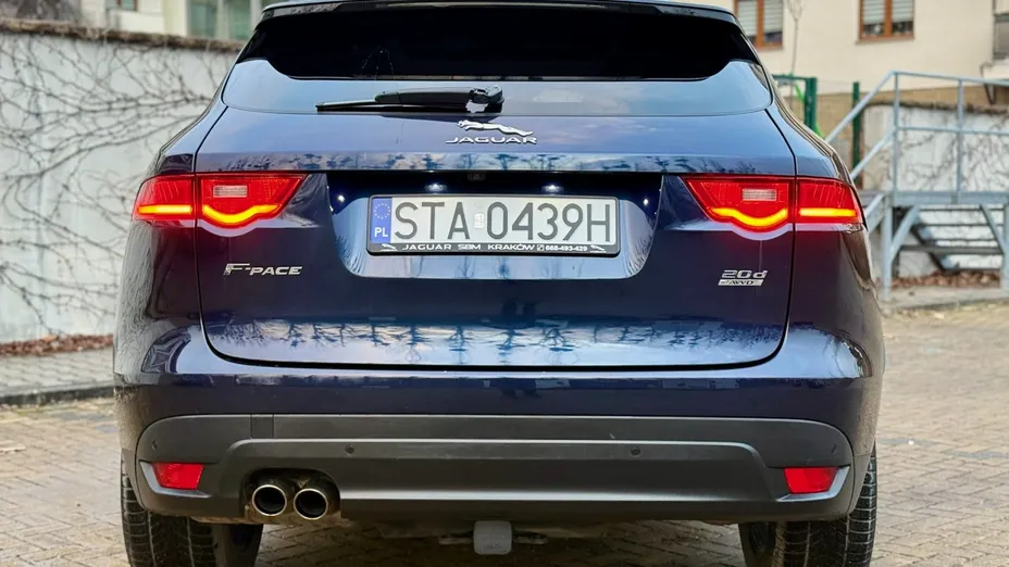JAGUAR F-Pace -