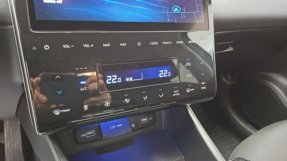HYUNDAI Tucson -