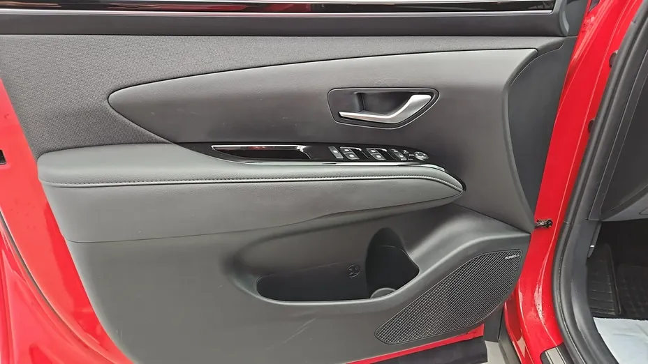 HYUNDAI Tucson -
