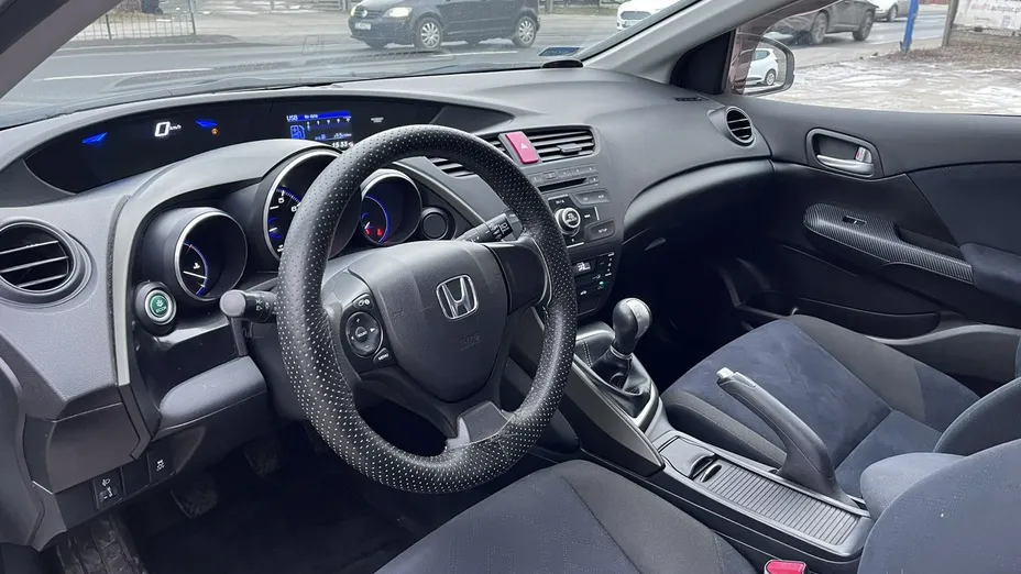 HONDA Civic -